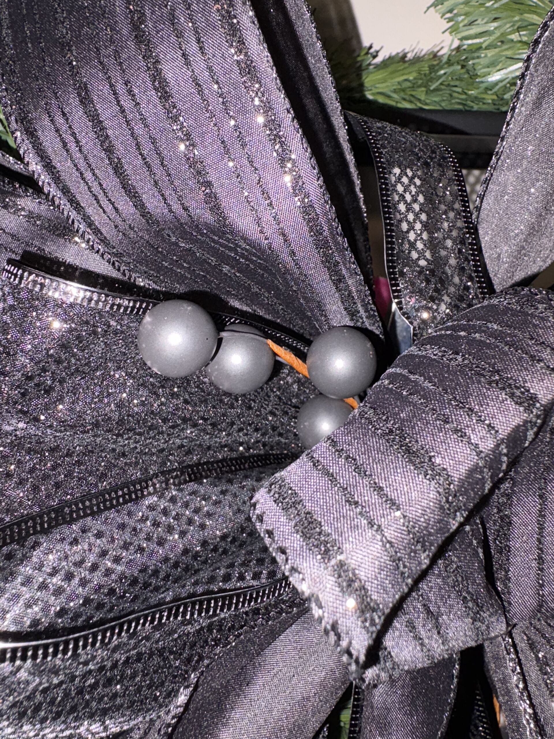 Black Glitter Christmas Bow with Berries - Image 4