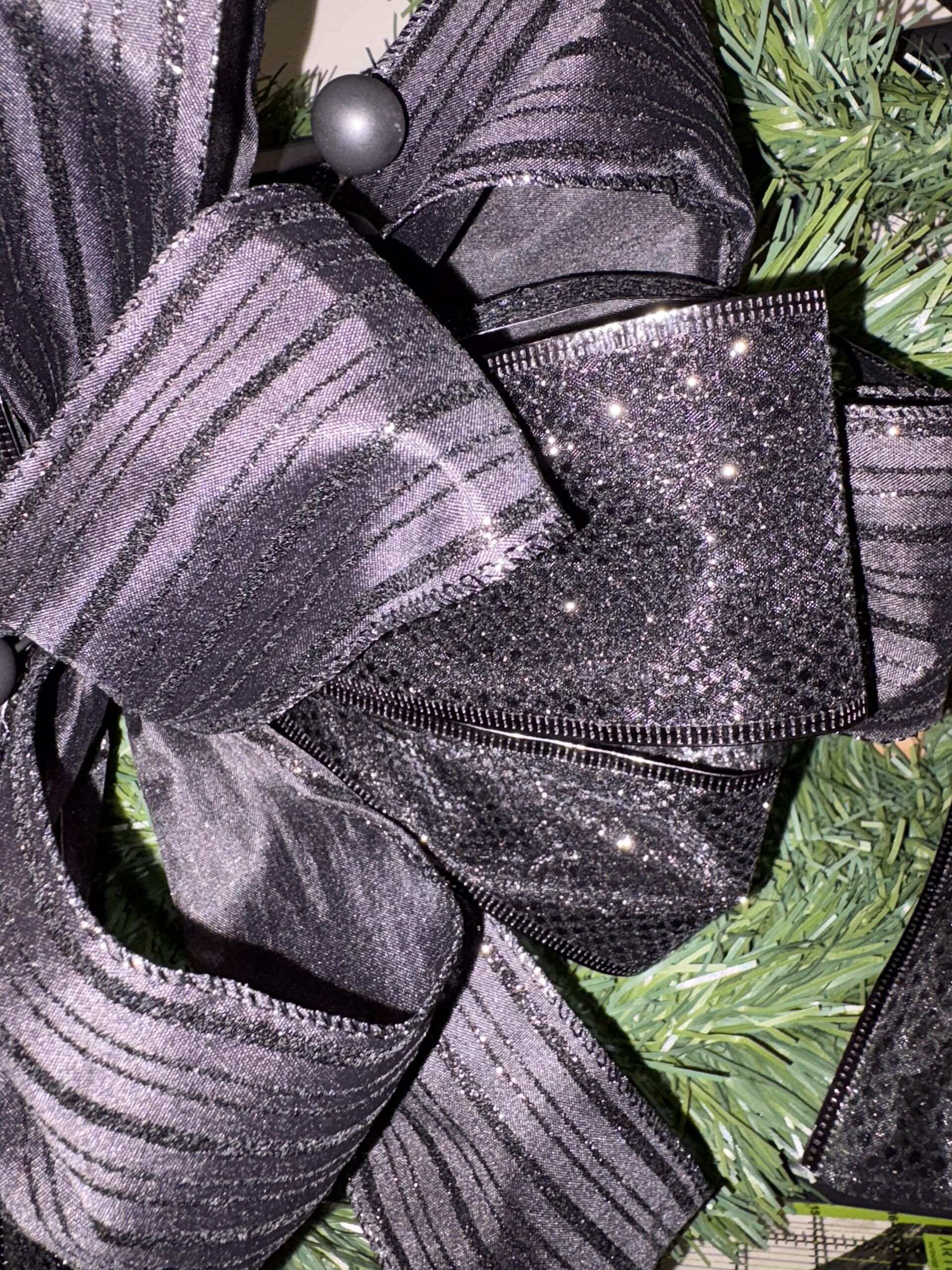 Black Glitter Christmas Bow with Berries - Image 5